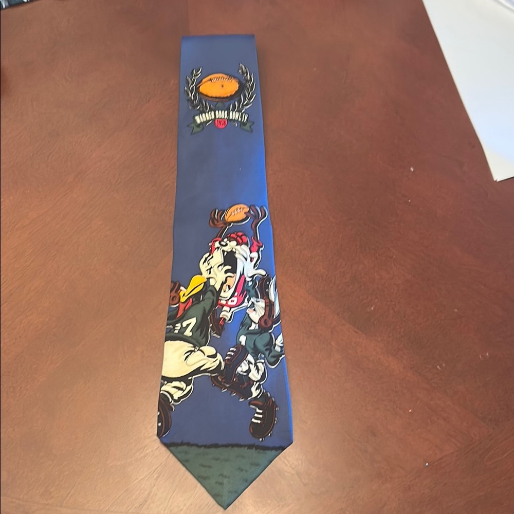 Vintage Warner Bros Football Silk Tie.